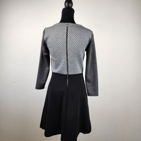 Ann Taylor Loft Gray and Black Color Block Textured A-Line Dress Size 2 - Picture 2 of 11